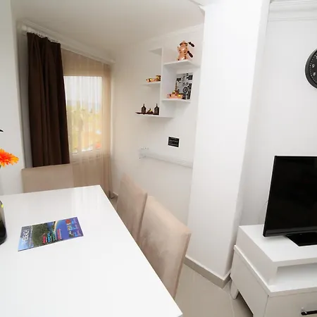 Apartment Mai By Downtown Fethiye